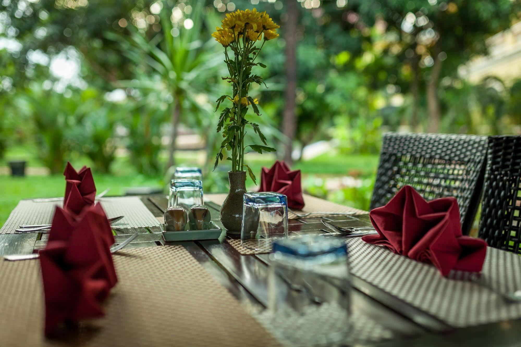 Pavillon d'Orient Boutique-Hotel Siem Reap Extérieur photo
