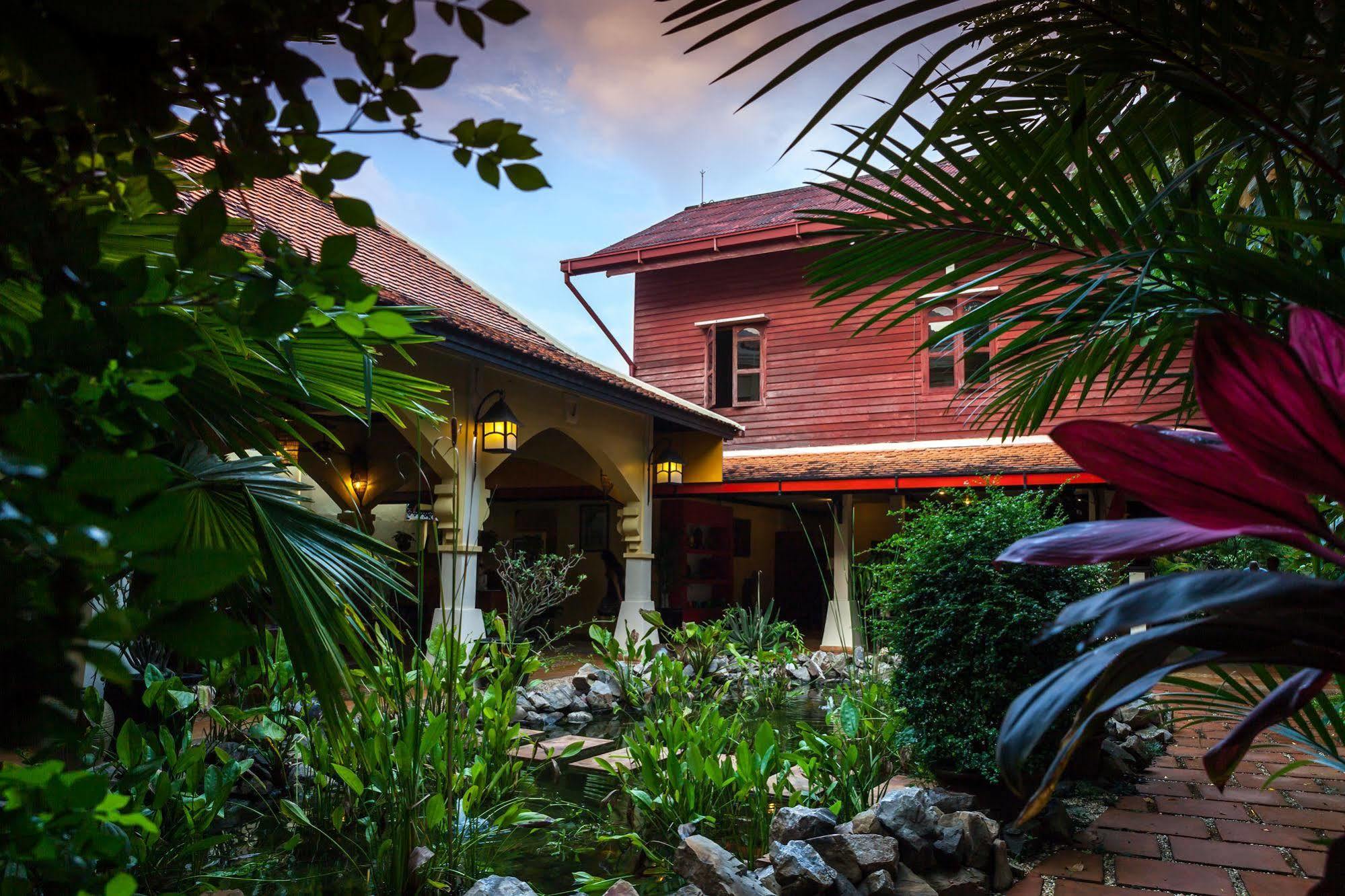 Pavillon d'Orient Boutique-Hotel Siem Reap Extérieur photo